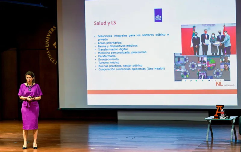 universidad-anahuac-anne-le-guellec