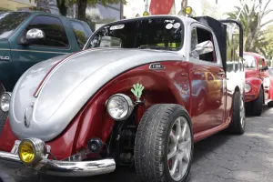 Rumbo al Bug Fest Nacional 2016, clásicos de la Volkswagen recorrieron Puebla