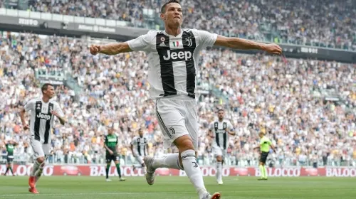 Cristiano Ronaldo alcanza los 759 goles oficiales e iguala marca de Josef Bican