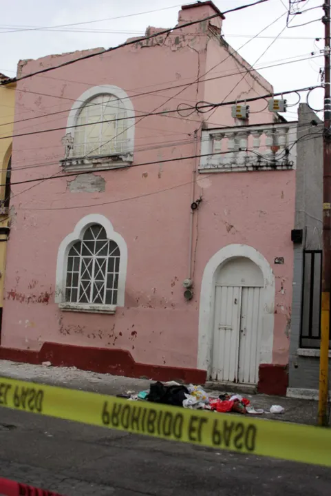 Familia de vivienda colapsada en el CH no se le puede obligar a que la desalojen; hay 15 inmuebles similares: PC