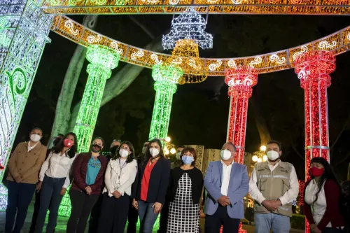Gobierno de la Ciudad ilumina las fiestas patrias con más de 319 mil focos led 