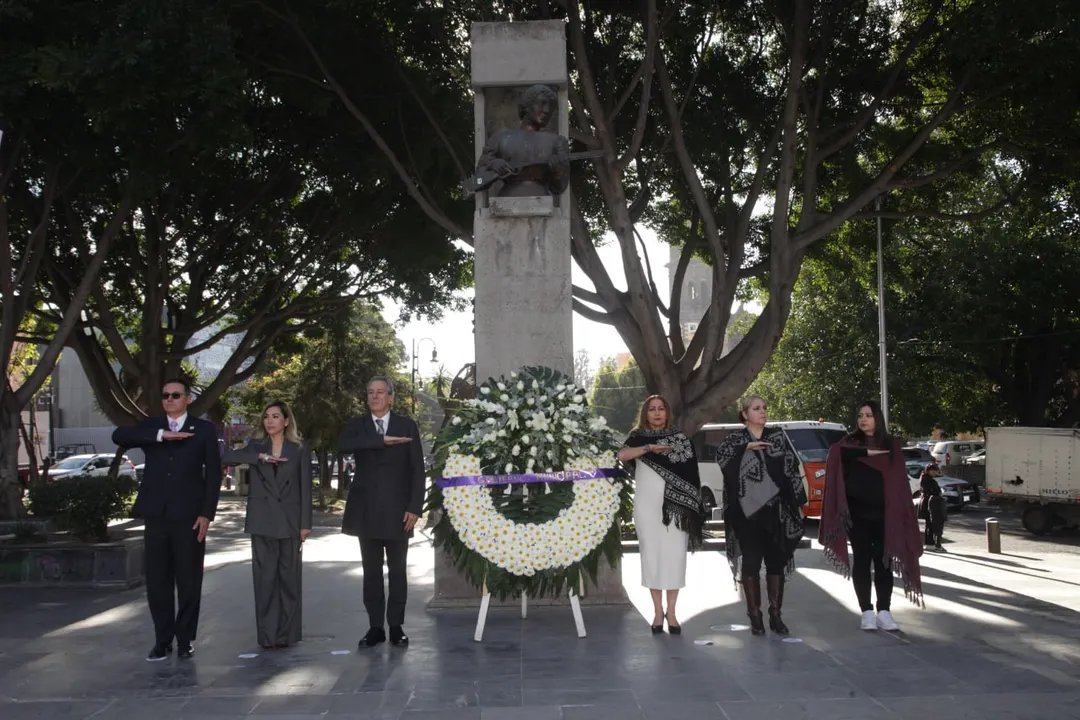 Conmemora Ayuntamiento de Puebla natalicio de Carmen Serdán