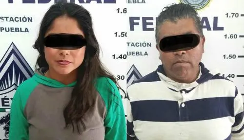 Pareja es detenida por intentar trasladar combustible robado de Tepeaca a Puebla