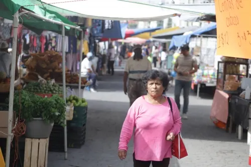 Antorcha Campesina se niega cumplir con protocolos de reducción de comerciantes en tianguis ycalles