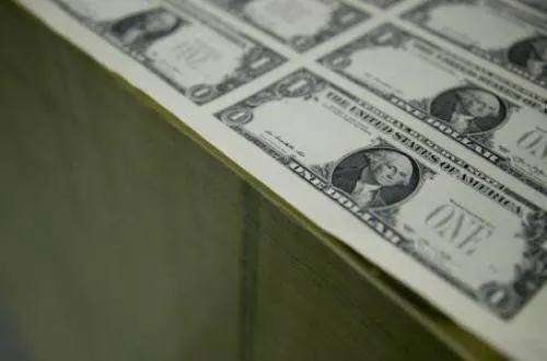 Ven al dólar por debajo de 18 pesos en corto plazo