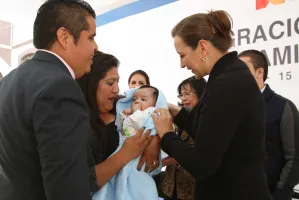 SEDIF integró a 40 menores a familias adoptivas en 2014
