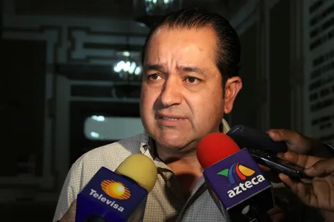 Comuna revisará daños a casas por construcción del Metrobús