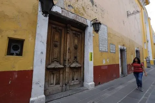 Detienen a saqueadores del ex Hospital San Roque; recuperan piezas