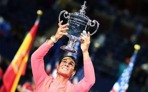 Tras coronarse campeón, Rafael Nadal recuerda a víctimas de México y el mundo