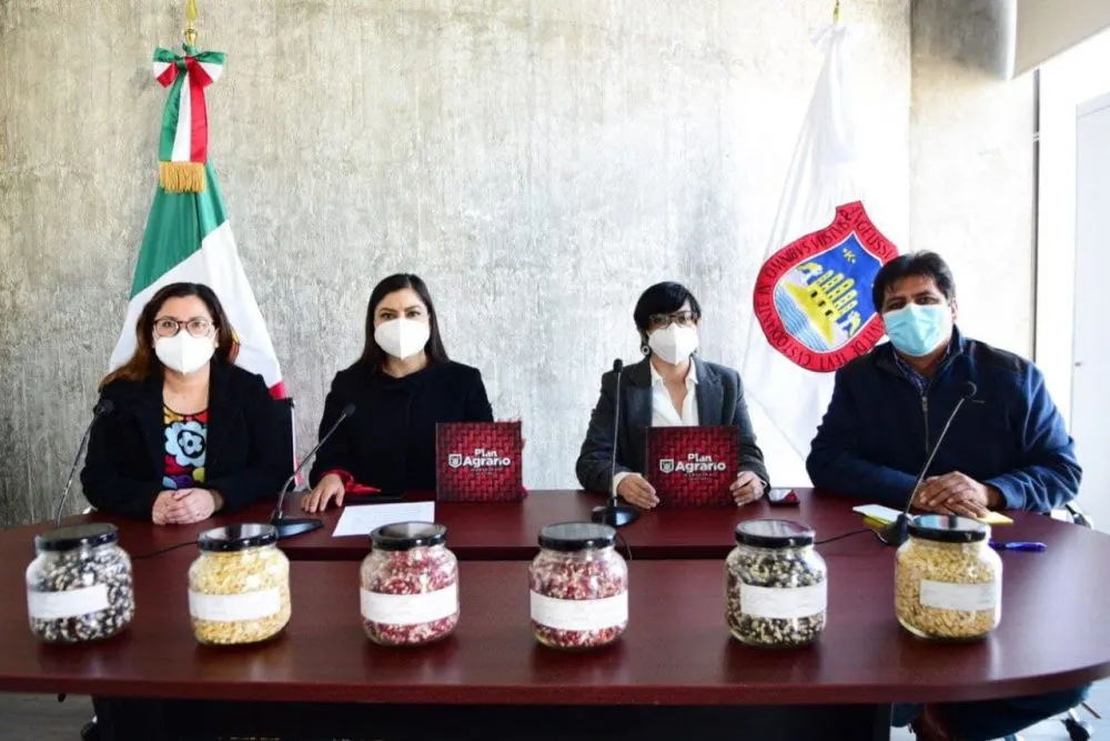 Ayuntamiento de la Ciudad apoyará a campesinos para el rescate y conservación del maíz