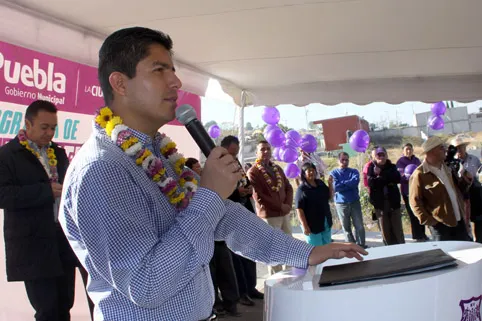 Camino a Tlaltepango será reconstruido, anuncia Rivera Pérez