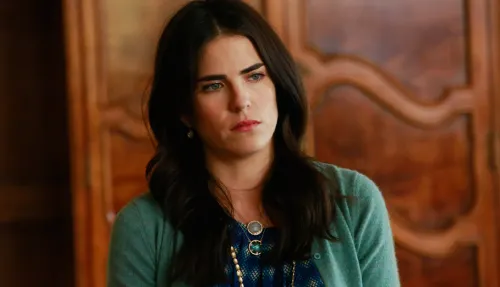 “Me violó”, acusa Karla Souza a director de cine.
