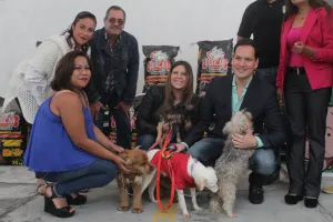 PVEM cumple y entrega 18 mil kilos de alimento para perro