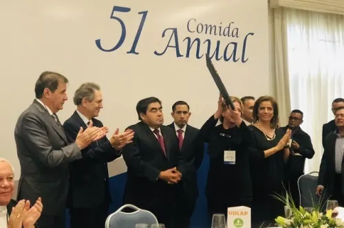 Barbosa y empresarios plantean la necesidad de trabajo coordinado en temas de seguridad y economía
