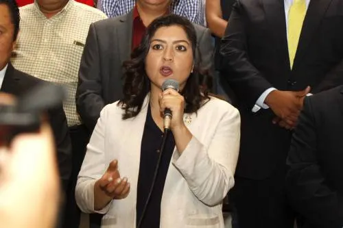 Claudia Rivera manifiesta su apoyo a Barbosa; confía en que será el próximo gobernador