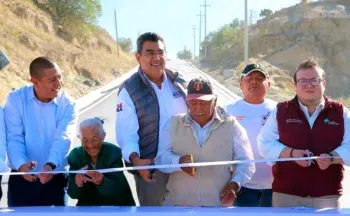 Sergio Salomón Céspedes presidió la inauguración de vialidades en el municipio de Guadalupe Victoria