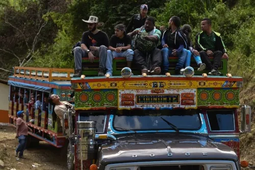 Entre violencia; #NadaQueCelebrar, clama Colombia