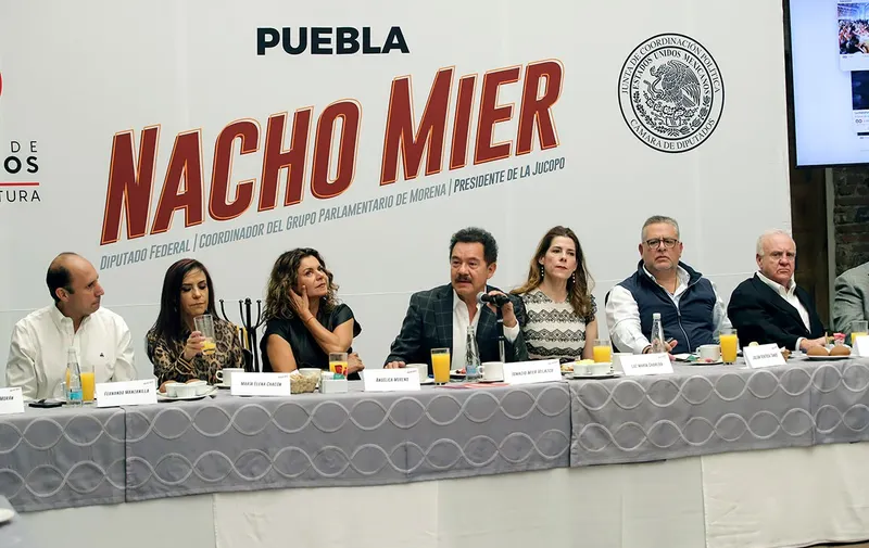 ignacio-mier-velazco-reunion-empresarios