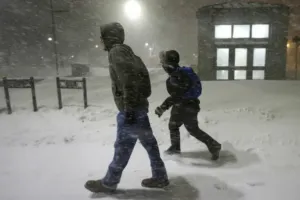 Tormenta en NY, ?menos destructora? de lo que se esperaba: Andrew Cuomo