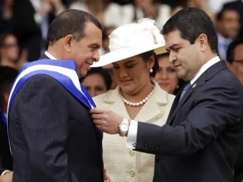 Confiesan narcos que financiaron al presidente de Honduras