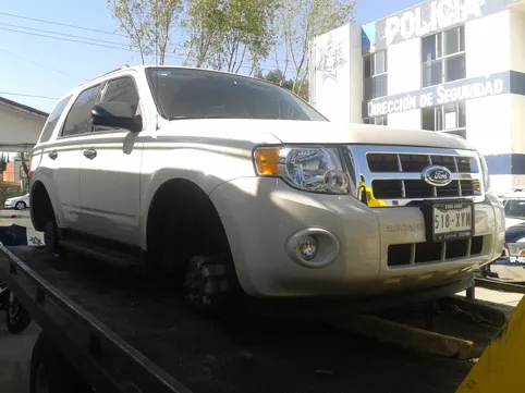 Policía Municipal recuperó dos vehículos con reporte de robo