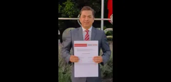 El empresario Alex Cruz se registra como aspirante de Morena a la alcaldía de Puebla