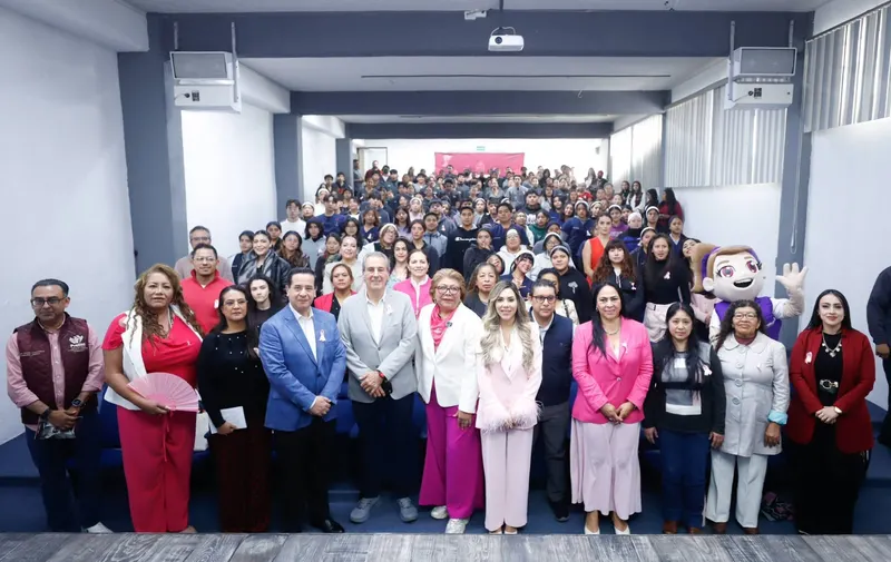 Promueve Ayuntamiento de Puebla la prevención y el autocuidado frente al cáncer de mama