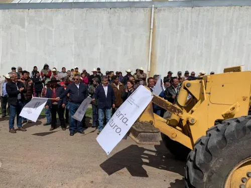 Gobierno del Estado inicia la rehabilitación de la carretera Paredón-Tepozán