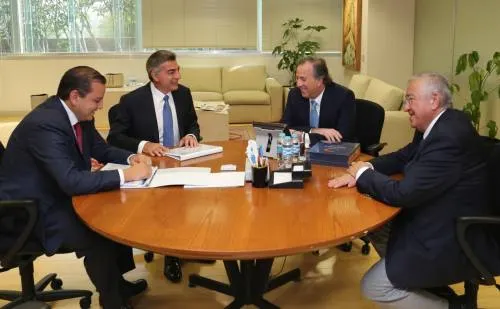 José Antonio Meade y Tony Gali avanzan en presupuesto 2018; solicita 623 mdp para Puebla