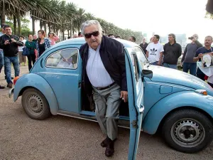 Pedía aventón en calles de Uruguay y lo levantó ‘Pepe’ Mujica