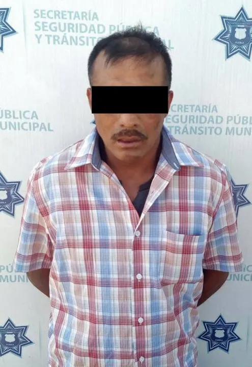 Detienen fuerzas municipales de Puebla a persona por robo a cuentahabiente