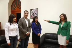 Rinde protesta nueva presidenta del Onmpri en la capital de Puebla