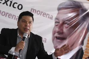 Declaraciones de Lozano revelan miedo a Morena y AMLO: Biestro
