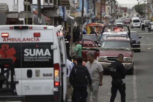 Al menos cuatro heridos tras riña que terminó en balacera en la Calzada Ignacio Zaragoza
