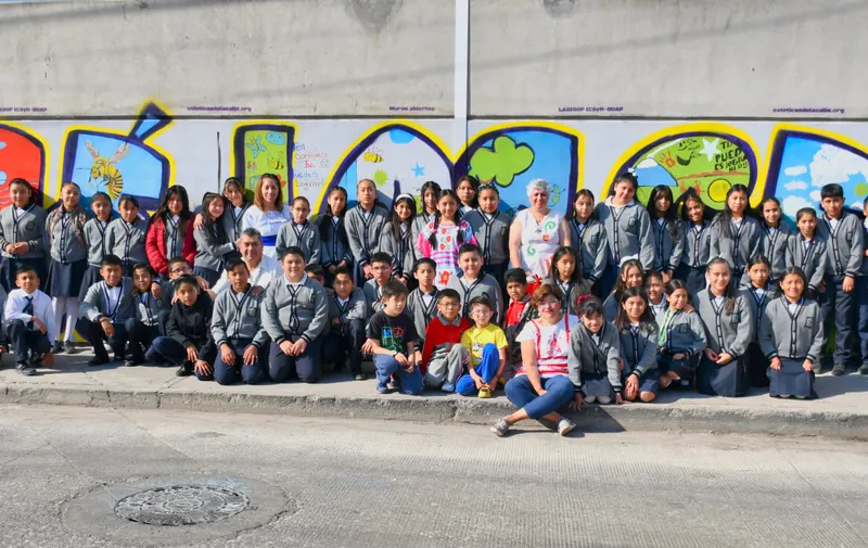 Impulsa la BUAP identidad cultural y lenguas maternas en escolares, a través del arte muralista