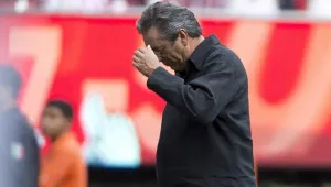 Tomás Boy podría vérselas negras por sangrar a aficionado