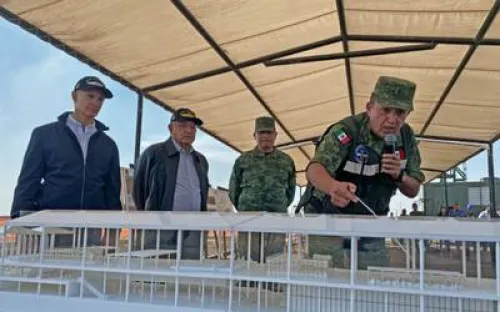 AMLO confirma la compra de acciones del aeropuerto de Toluca