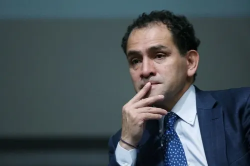 Gobierno de México defiende presupuesto 2021, Moody’s dice no es sostenible