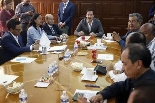 Presenta Kuri plan para reactivar la economía tras sismo