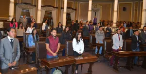Alumnos de la escuela Semillero de jóvenes, presentes en actividades del Congreso