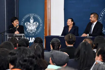 Preside Lilia Cedillo informe de labores de Ernesto Sandoval, director de la Preparatoria General Lázaro Cárdenas del Río