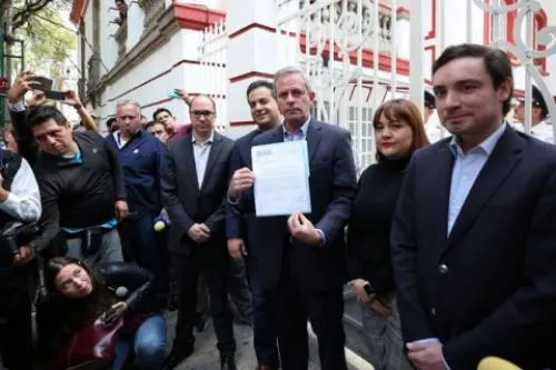 Ante López Obrador, PAN reitera su repudio por visita de Maduro a México