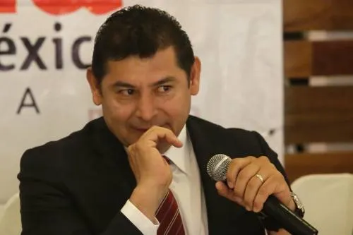 Armenta no se siente desplazado por Cárdenas Sánchez