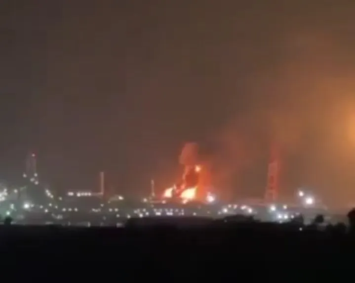 Explosión e incendio en refinería de Salina Cruz