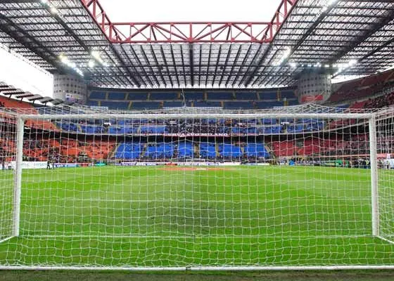 Luto en Italia por muerte de jugador; detienen actividades