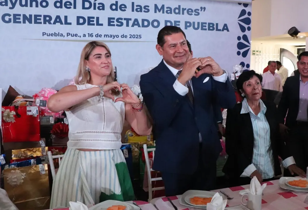 Reconocen el gobernador Alejandro Armenta y la fiscal Idamis Pastor, labor de madres trabajadoras de la FGE