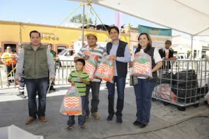 Exitosa primera entrega gratuita de útiles a menores en San Pedro