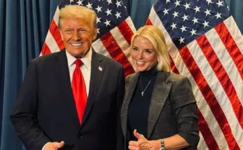 Trump destituye a fiscal general Pam Bondi y nombra a Todd Blanche como interino