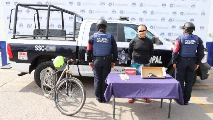 Ubicó y detuvo policía municipal de Puebla al “Rambo”, probable multiasaltante de tiendas Oxxo