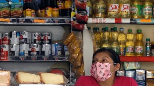 Mujeres tienen 50 por ciento más probabilidades de perder su empleo por epidemia, advierte Segib